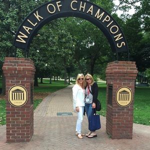 Meet your Posher, Deneen